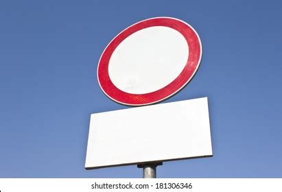 No Entry Wrong Way Traffic Sign Foto De Stock Shutterstock