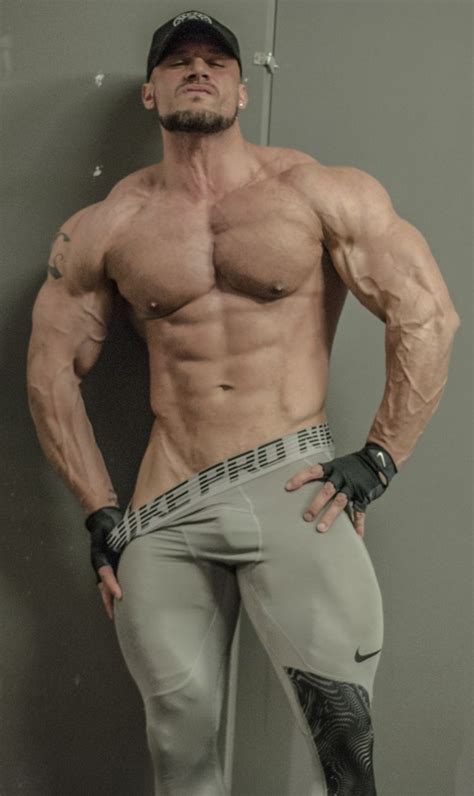 Ripped Workout Hot Country Men Modelos Fitness Men In Tight Pants