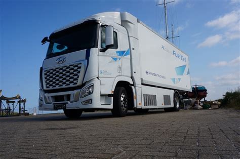 Foto S Eerste Hyundai Xcient Waterstoftruck Is In Nederland Ttm Nl