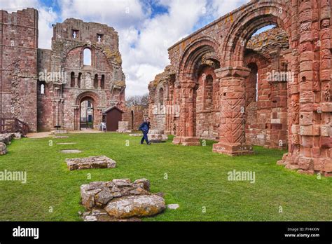 Ruins of lindisfarne priory hi-res stock photography and images - Alamy