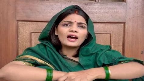 Up Folk Singer Neha Singh Rathore Gets Police Notice Over Viral Song On