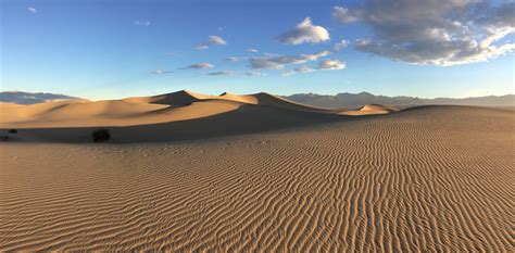 Download Sand Cloud Sky Nature Desert 4k Ultra Hd Wallpaper