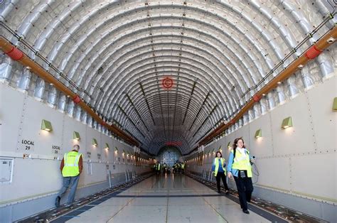 Boeing 747 Dreamlifter Interior Boeing 747 400, Jumbo Jet, Aircraft Parts, Get High, Aviation ...