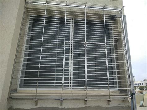 Modern Stainless Steel Window Grill For Home At Rs 800 Square Feet In