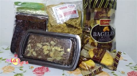 wordless wednesday  ole ole  bandung indonesia