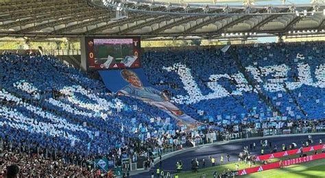 Coreografia Curva Nord Lazio "W la Lazio". Bellissima come sempre. FOTO