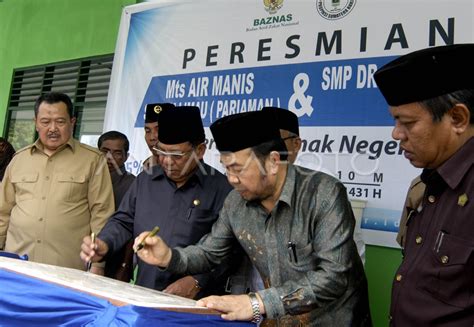 Peresmian Sekolah Antara Foto