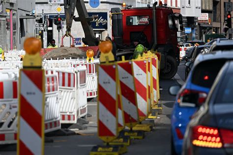 Baustellen in Düsseldorf An der Friedrichstraße wird weiter gearbeitet