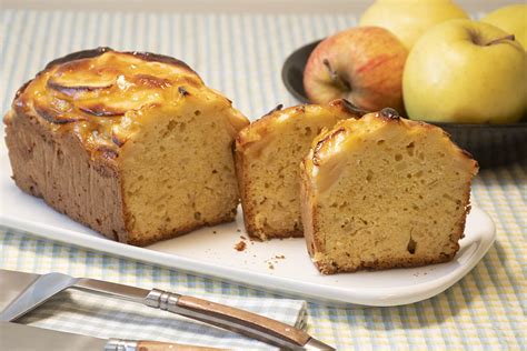 Cake De Manzanas El Bizcocho Que Sirve Para Postre La Cocina De