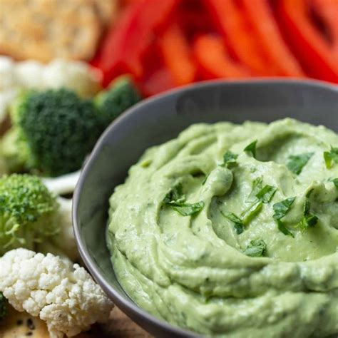 Healthy Avocado Dip Made With Greek Yogurt Garnish With Lemon