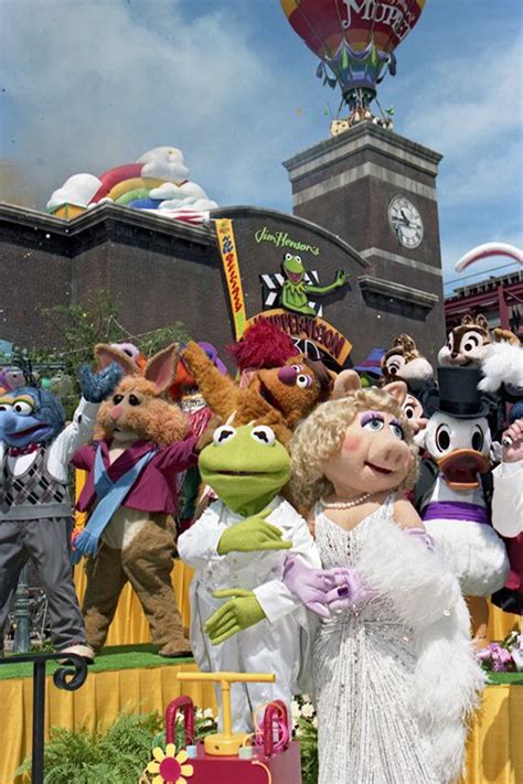 The Muppets And Miss Piggy Are All Dressed Up