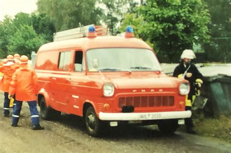 TSF Auf Ford Transit Feuerwehr Altrich