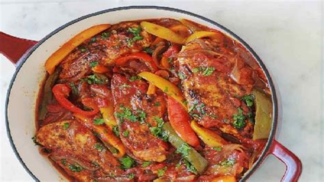 Poulet Aux Poivrons Oignons Et Tomates Extra Gourmand Recette Facile