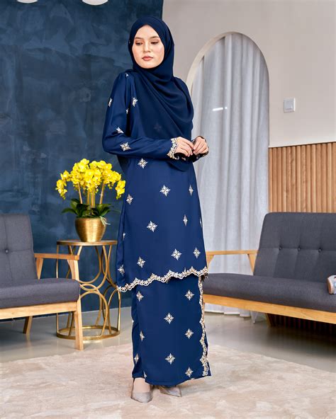 Baju Kurung Sulam Songket Tun Lestari Cempaka Navy Blue Kualiti Designer Harga Luarbiasa