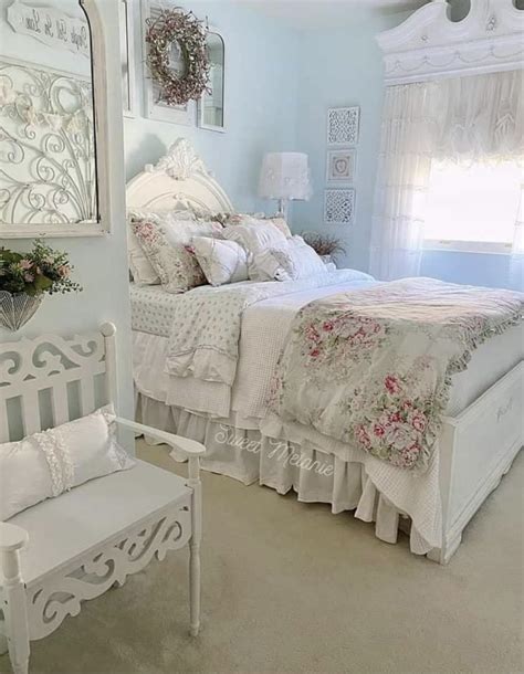 Pin By Jeannine Reilly On Cool Sh T Shabby Chic Decor Bedroom Room