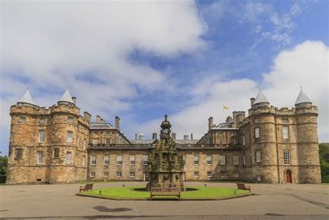 Palace of Holyroodhouse |History & Facts | Britannica