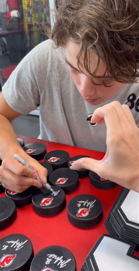 Pin On My Favorite Hughes Hockey Girlfriend Hot Hockey Players Hockey Players