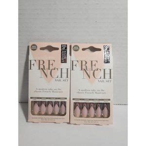 Salon Perfect Makeup Salon Perfect Modern French Nail Set Black