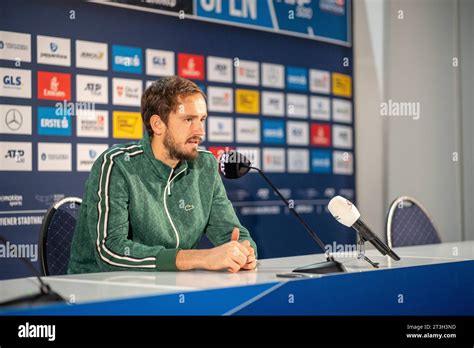 Wien Sterreich Oktober Pressekonferenz Mit Daniil