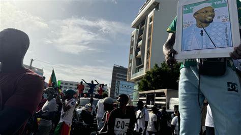 Législatives au Sénégal Ousmane Sonko appelle au calme après des