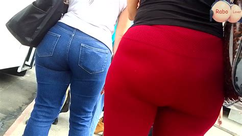 Nice ASS Milf Latina W Leggins At The Bus Stop A Yummy Bonus Spandex Leggings Yoga