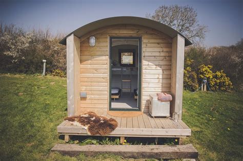 Cwtch Camp West Wales Campsite Glamping Cabin Glamping Holidays Pembrokeshire