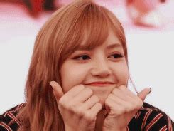 Other De Tromperie Sur Lisa Blackpink Main Maligne Kpop Regard Bouille