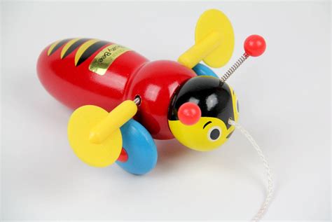 Vintage Buzzy Bee Pullalong Wooden Toy With Moving Wings And Sound