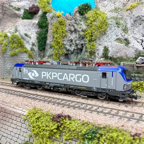 Locomotive Lectrique Eu Cargo Pkp Roco