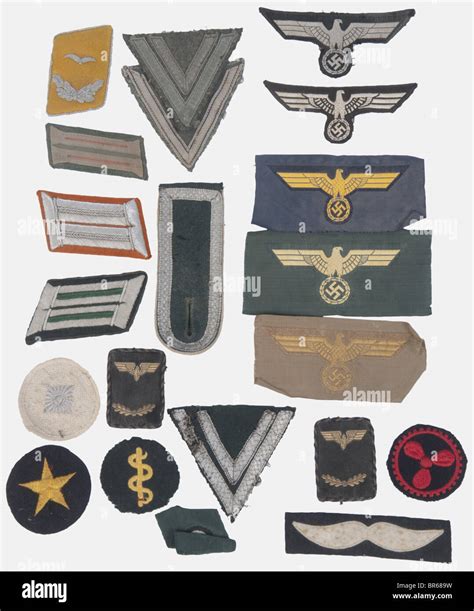 Wehrmacht Lot d insignes en Krefer de l Armée Allemande comprenant