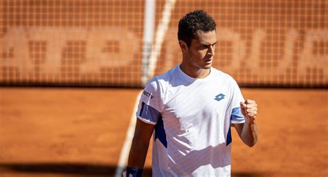 Juan Pablo Varillas Vence A Hugo Gaston Y Avanza A La Segunda Ronda Del