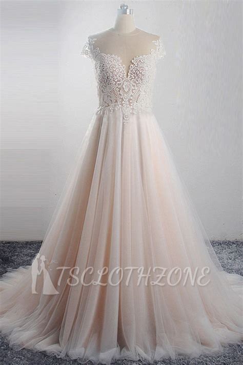 TsClothzone Elegant Jewel Tulle Lace Wedding Dress Short Sleeves