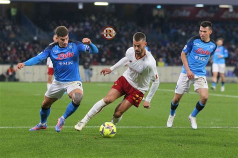 Mercato Roma Spinazzola ancora in bilico C è l ok di De Rossi per l