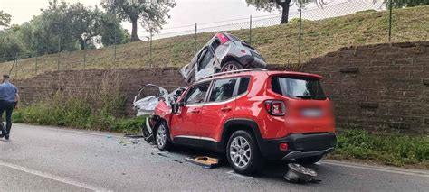 Incidente Mortale Su Via Ariana Tra Lariano E Velletri Tragedia Nel