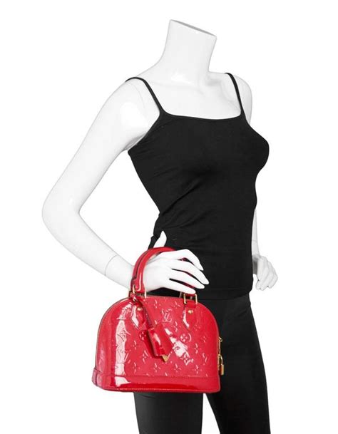 Louis Vuitton Red Patent Leather Monogram Vernis Alma Bb Crossbody Bag For Sale At 1stdibs