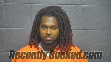 Recent Booking Mugshot For ERIC TYRONE REYNOLDS In Shenandoah County