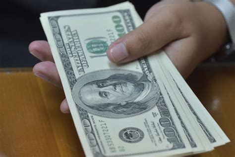 Precio Del Dólar En El Perú Incertidumbre Crisis Política Y Otros