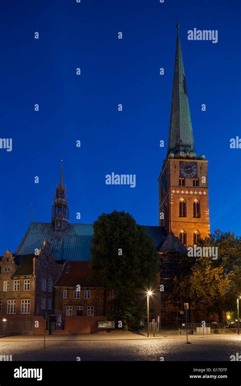 St Jakobi Church Fotos Und Bildmaterial In Hoher Aufl Sung Alamy