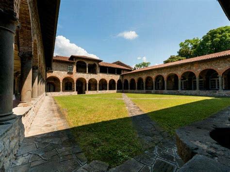 Partono I Lavori Al Chiostro Di San Francesco Per Sistemare L Area