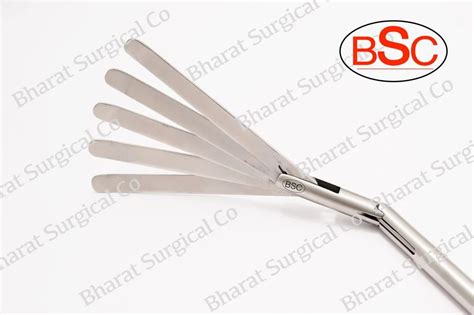 Fan Retractor Elevated For Hospital At Rs 3500 Piece In Mumbai ID