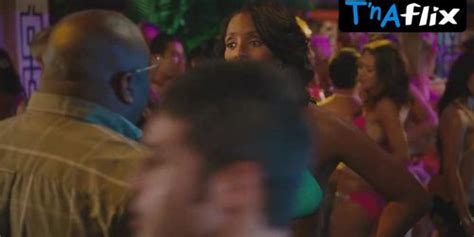 Kristin Davis Bikini Scene In Couples Retreat Tnaflix