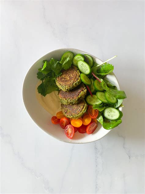 Green Falafel Bowl With Zesty Hummus Urban Forager