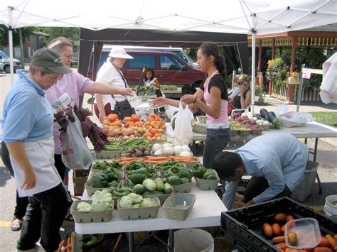 Networking Small Urban Farmers Markets Iatp