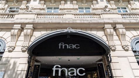 La FNAC quitte sans regret les Champs Elysées et ses loyers prohibitifs