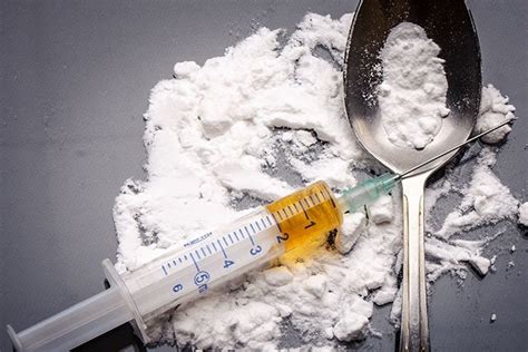Phân Biệt Thuốc Hướng Thần Và Chất Gây Nghiện Vinmec