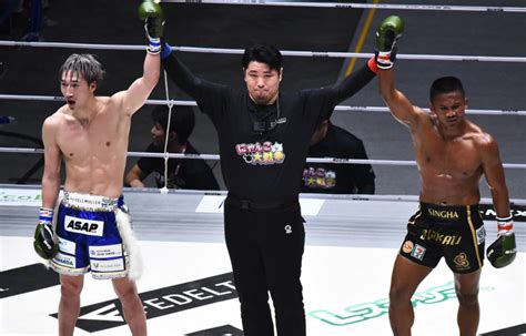 【rizin】“40歳鉄人”ブアカーオ強し！安保瑠輝也との“新旧k 1王者対決”は激闘ドローに Efight【イーファイト】格闘技情報を毎日配信！