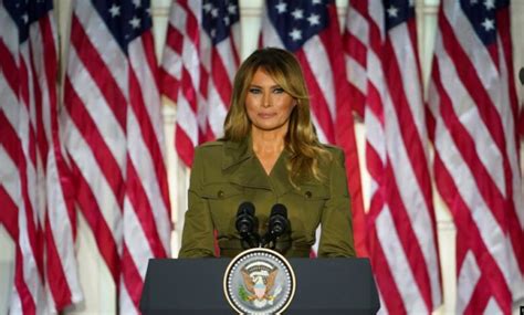 Melania Trump Zjarret N Kaliforni Jan Shkat Rruese Po Mendoj P R