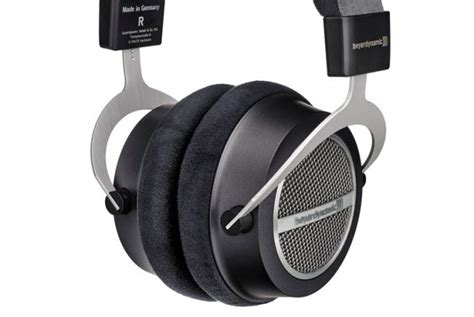 Beyerdynamic Amiron review: comfortable headphones, quality sound ...