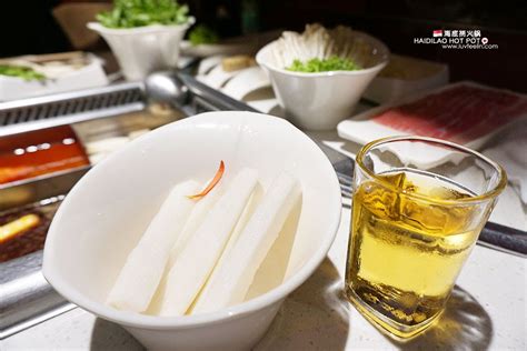 HaiDiLao Hot Pot 去新加坡就要到海底捞火锅捞一捞 乐飞翎 LUVFEELIN
