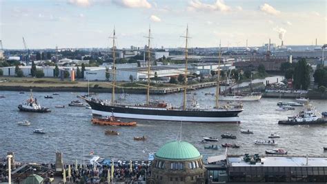 Jahresr Ckblick Hotel Hafen Hamburg